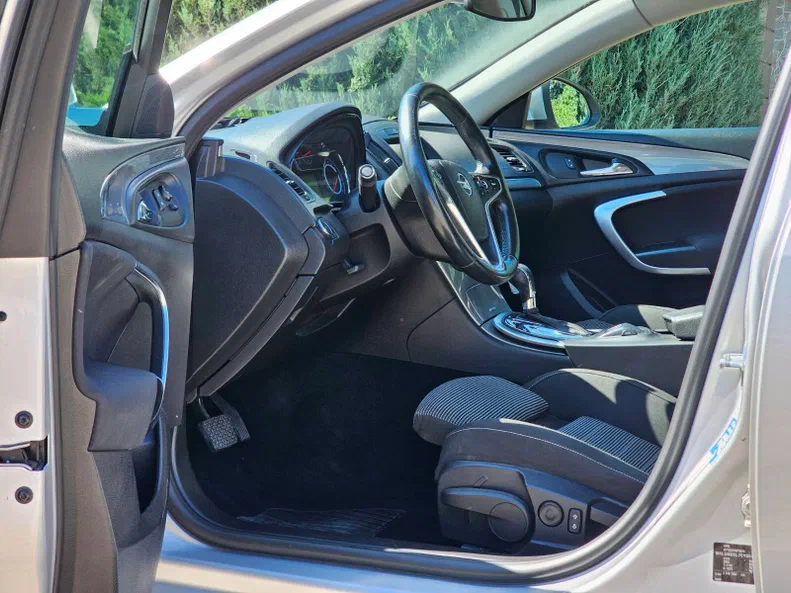 Opel Insignia 2013 - 10