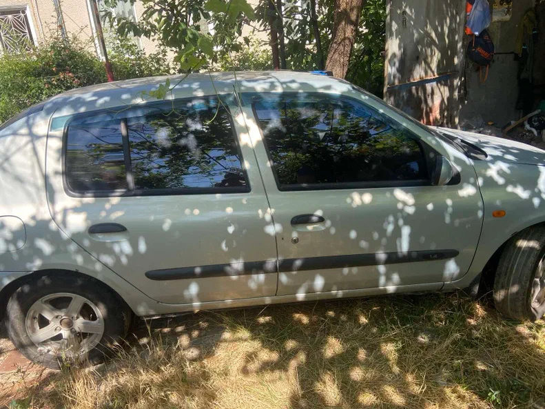 Renault Clio 2004 - 1