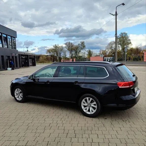 Volkswagen Passat 2016 - 1