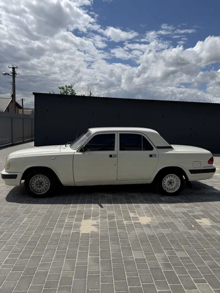 ГАЗ 3110 «Волга» 2000 - 8