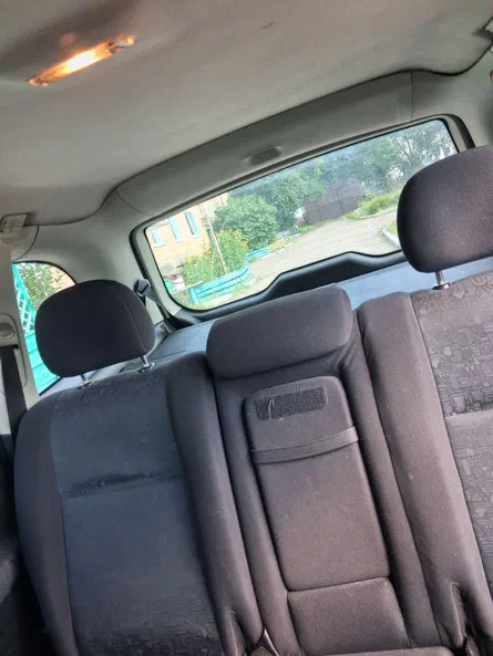 Opel Zafira 2000 - 1