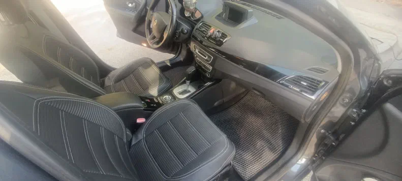 Renault Megane 2011 - 21