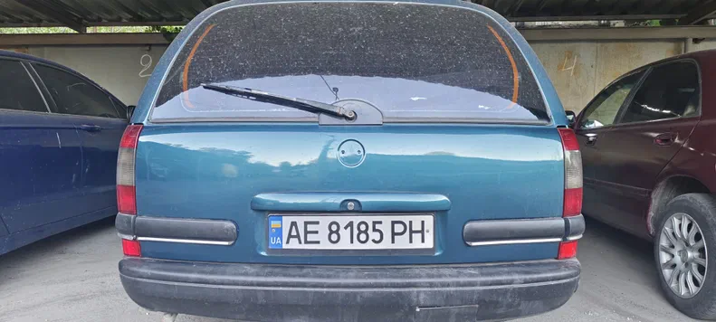 Opel Omega 1995 - 2
