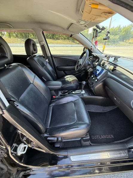 Mitsubishi Outlander 2008 - 18