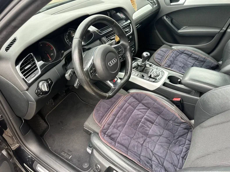 Audi A4 2010 - 7