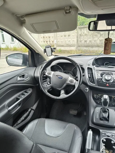 Ford Kuga 2014 - 10