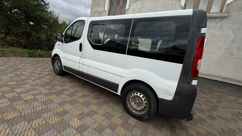 Opel Vivaro 2008 - 19
