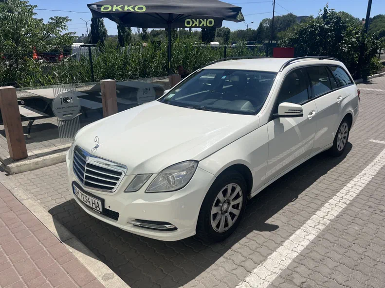 Mercedes-Benz E-Клас 2011 - 1