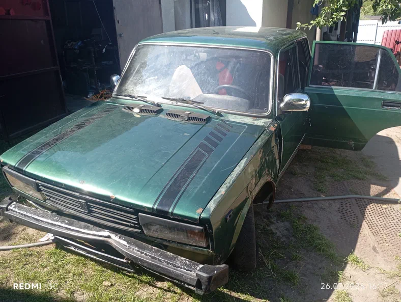 Lada (ВАЗ) 2105 1982 - 0