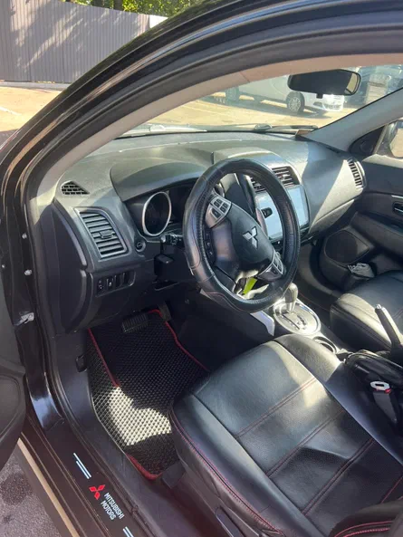 Mitsubishi ASX 2010 - 7