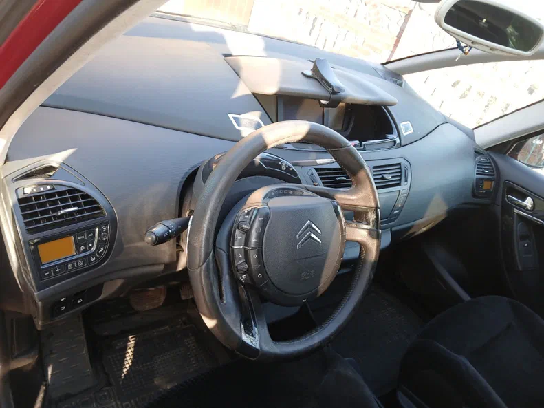 Citroen C4 Picasso 2009 - 13