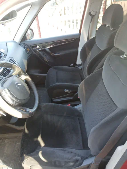 Citroen C4 Picasso 2009 - 18