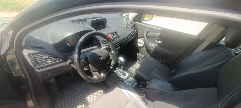 Renault Megane 2011 - 24