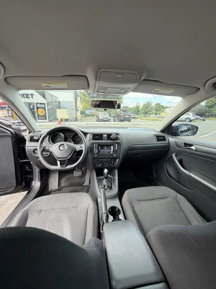 Volkswagen Jetta 2015 - 13
