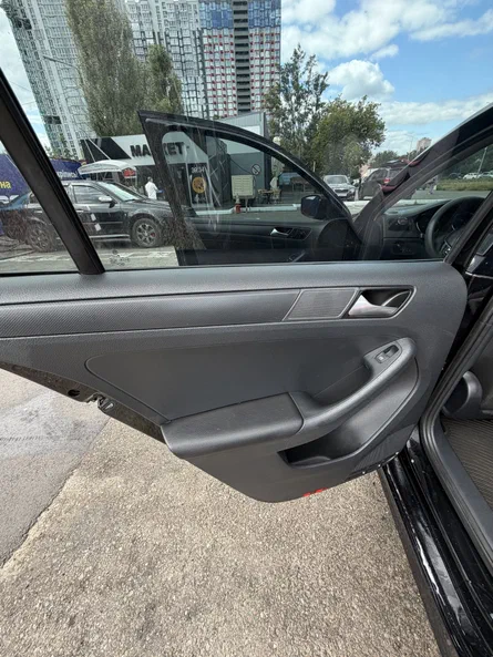Volkswagen Jetta 2015 - 19