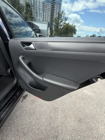 Volkswagen Jetta 2015 - 20