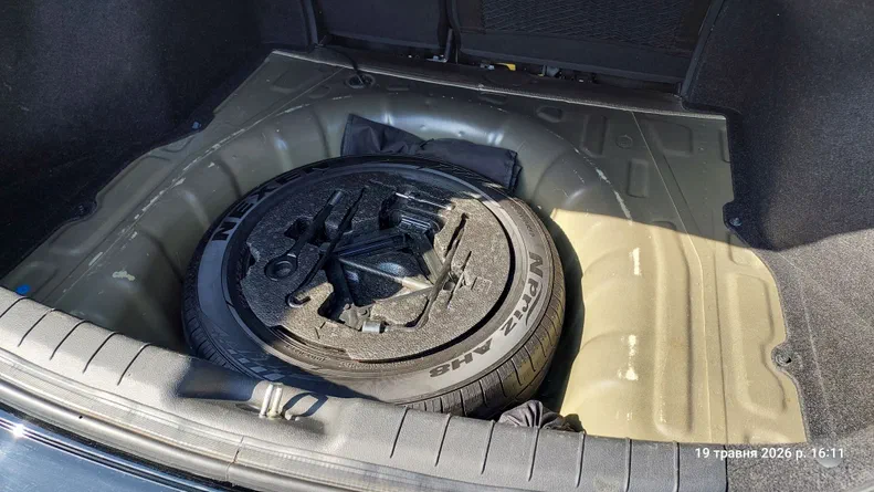 Hyundai Elantra 2018 - 16
