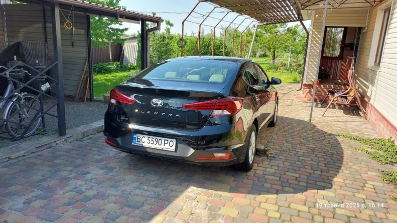 Hyundai Elantra 2018 - 6