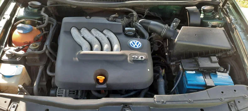 Volkswagen Bora 2000 - 5