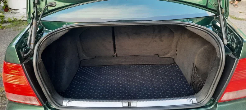 Volkswagen Bora 2000 - 4