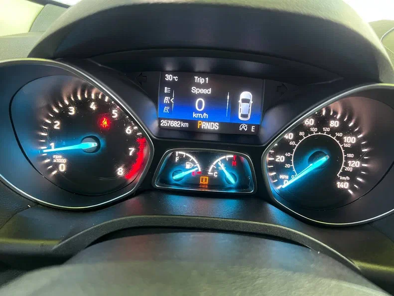 Ford Escape 2019 - 12