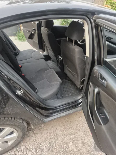 Volkswagen Passat 2006 - 2