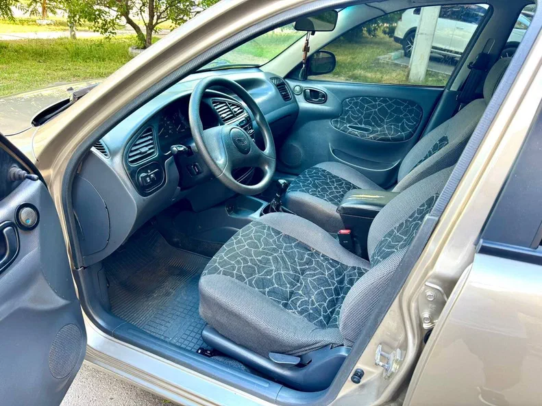 Daewoo Lanos 2006 - 12