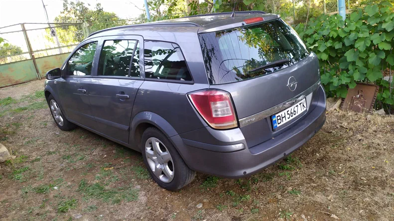 Opel Astra 2007 - 3