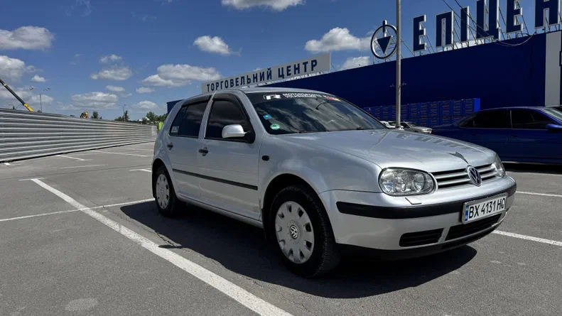 Volkswagen Golf 2002 - 13