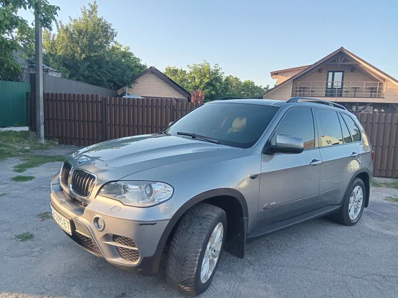 BMW X5 2010 - 5