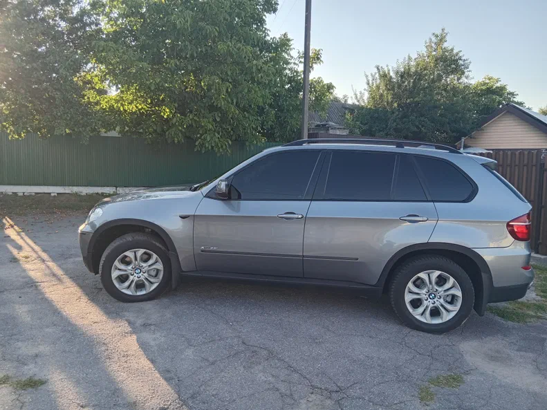 BMW X5 2010 - 1