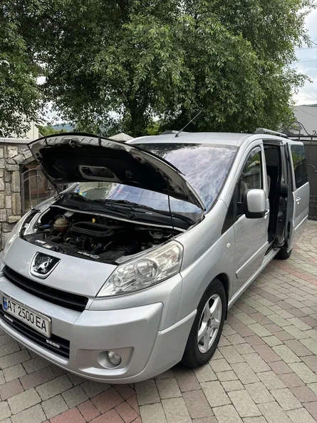 Peugeot Expert 2009 - 17