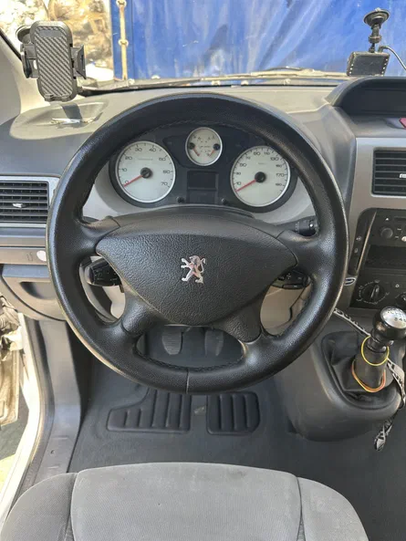 Peugeot Expert 2009 - 14