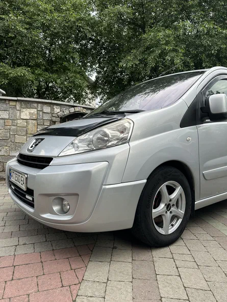 Peugeot Expert 2009 - 23