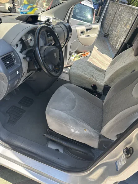 Peugeot Expert 2009 - 13