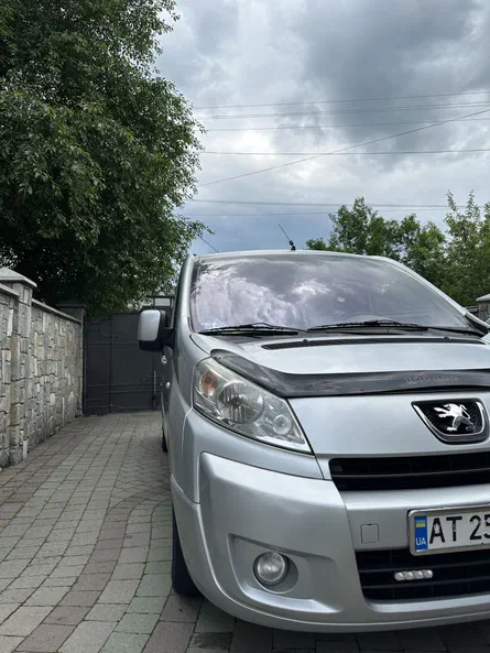 Peugeot Expert 2009 - 2