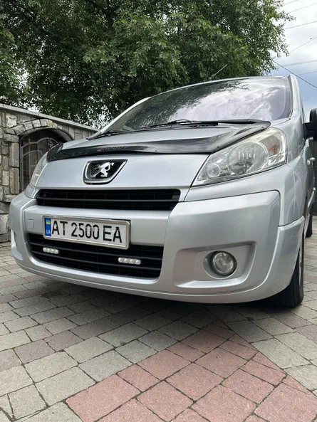 Peugeot Expert 2009 - 1