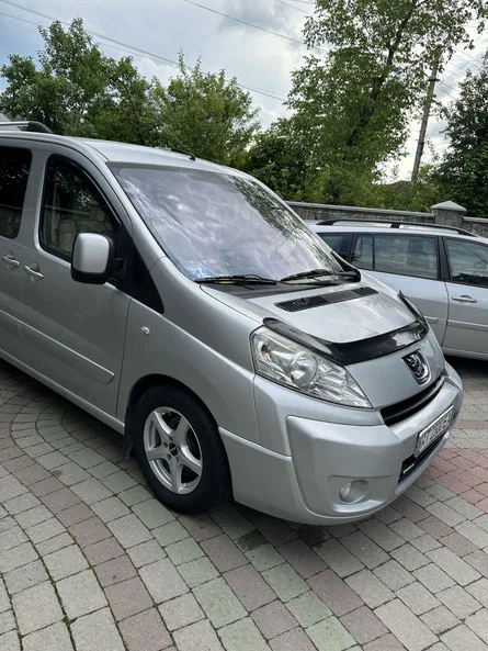 Peugeot Expert 2009 - 18