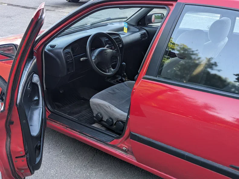 Nissan Primera 1995 - 5