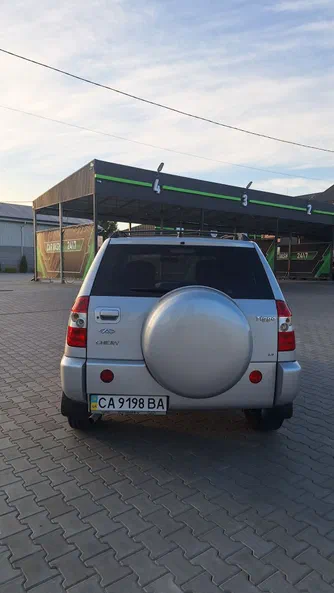 Chery Tiggo (T11) 2008 - 16