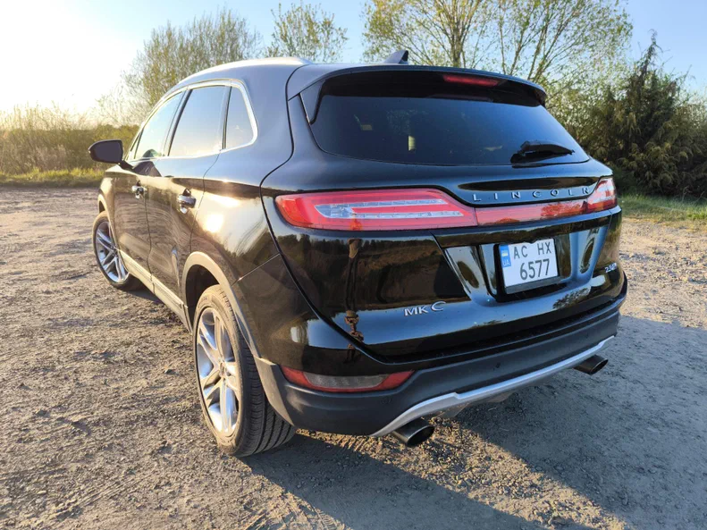 Lincoln MKC 2016 - 12