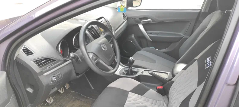 MG 5 2013 - 6