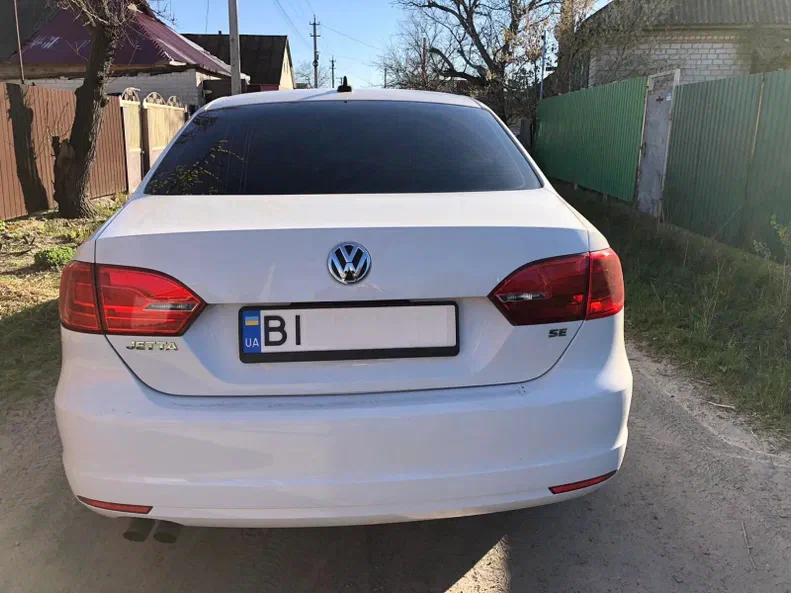 Volkswagen Jetta 2014 - 5