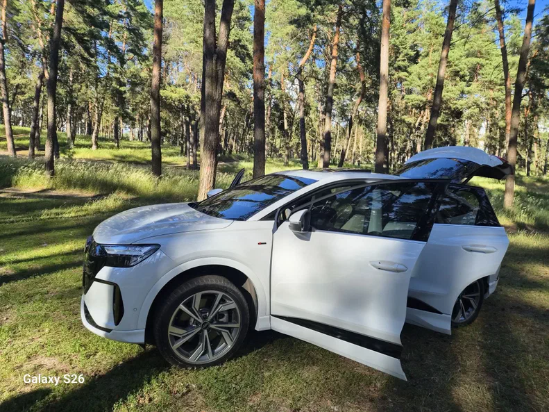 Audi Q4 e-tron 2023 - 21