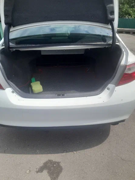 Toyota Camry 2015 - 4