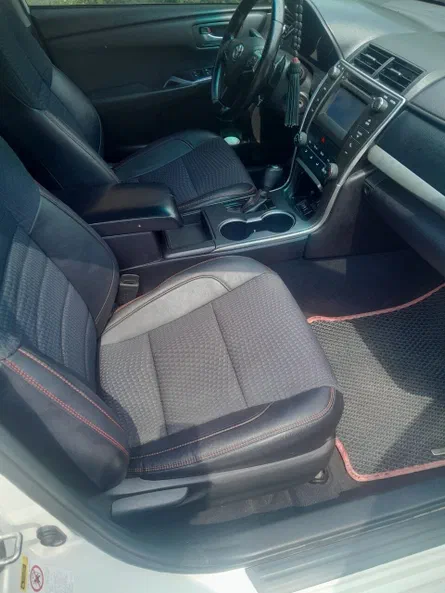 Toyota Camry 2015 - 6