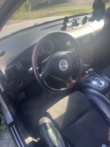 Volkswagen Passat 2002 - 5