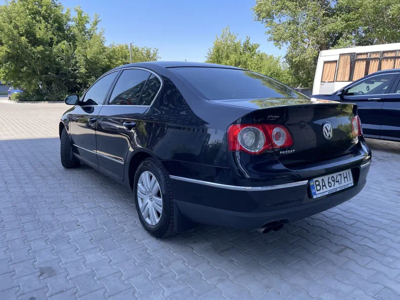 Volkswagen Passat 2005 - 4