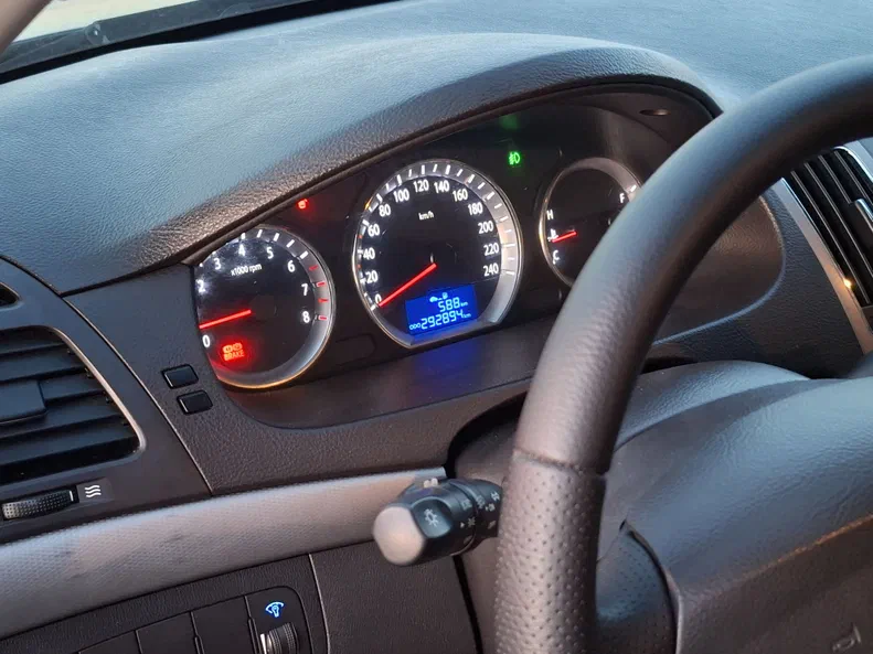 Hyundai Sonata 2008 - 13