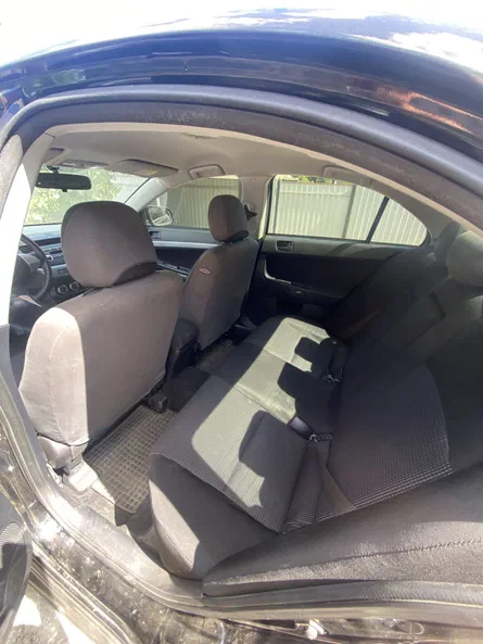 Mitsubishi Lancer 2011 - 6